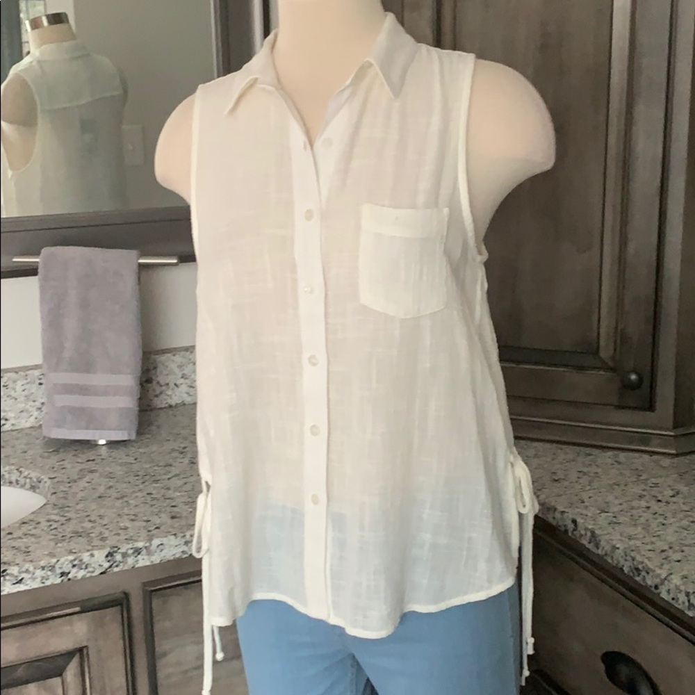 Universal Thread Top